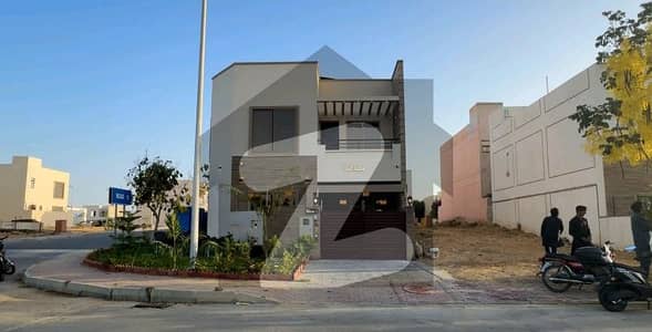 بحریہ ٹاؤن - پریسنٹ 11-بی بحریہ ٹاؤن - پریسنٹ 11,بحریہ ٹاؤن کراچی,کراچی میں 4 کمروں کا 5 مرلہ مکان 1.1 کروڑ میں برائے فروخت۔