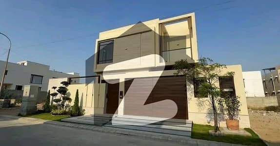 بحریہ ٹاؤن - پریسنٹ 4 بحریہ ٹاؤن کراچی,کراچی میں 6 کمروں کا 1 کنال مکان 3.6 کروڑ میں برائے فروخت۔