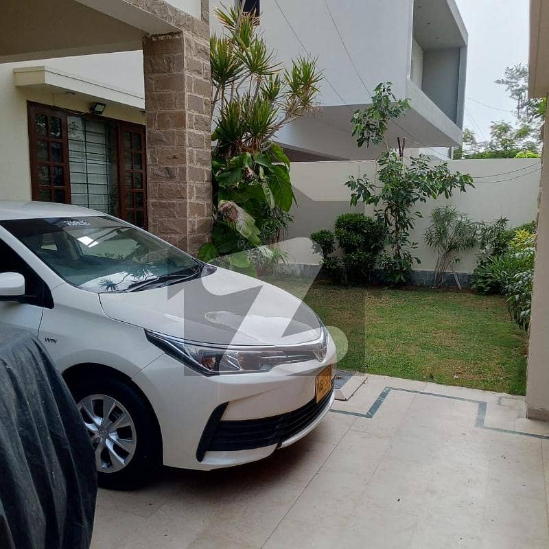 500 Yards 3 Bedrooms With Attached Phase 8