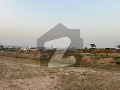 گلبرگ گرینز ۔ بلاک بی گلبرگ گرینز,گلبرگ,اسلام آباد میں 4 کنال رہائشی پلاٹ 4.8 کروڑ میں برائے فروخت۔