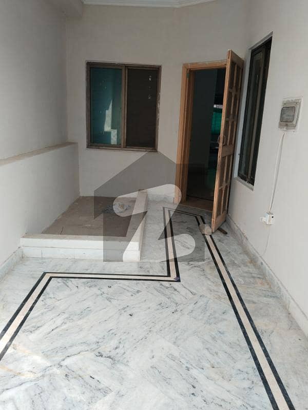 E-11 Portion Upper Portion 2 Bed With Servant E-11 Portion Upper Portion 2 Bed With Servant