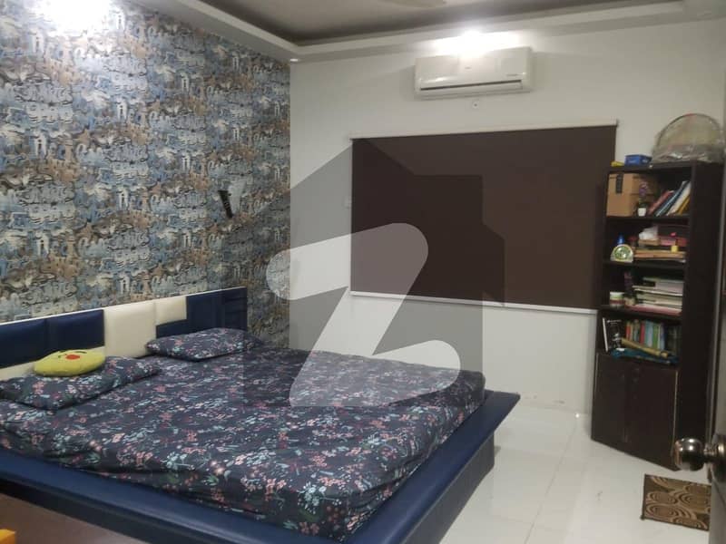 کلفٹن ۔ بلاک 9 کلفٹن,کراچی میں 3 کمروں کا 8 مرلہ فلیٹ 1.5 لاکھ میں کرایہ پر دستیاب ہے۔ کلفٹن ۔ بلاک 9 کلفٹن,کراچی میں 3 کمروں کا 8 مرلہ فلیٹ 1.5 لاکھ میں کرایہ پر دستیاب ہے۔