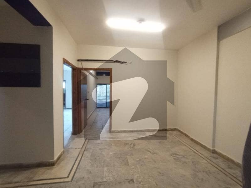 418 Square Feet Office For Grabs In I-8