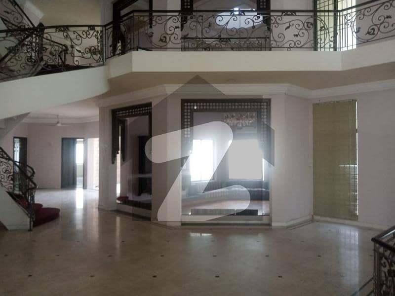 ایف ۔ 7 اسلام آباد میں 11 کمروں کا 4 کنال مکان 51.48 لاکھ میں کرایہ پر دستیاب ہے۔