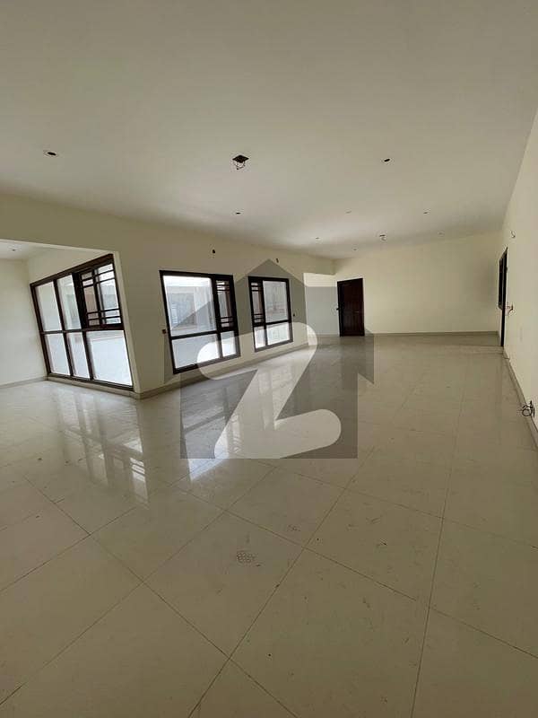 1000 Sqyard Bungalow For Sale