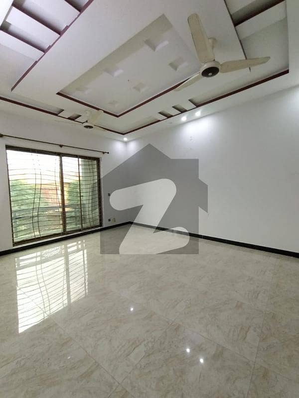 Affordable Upper Portion In Media Town Affordable Upper Portion In Media Town