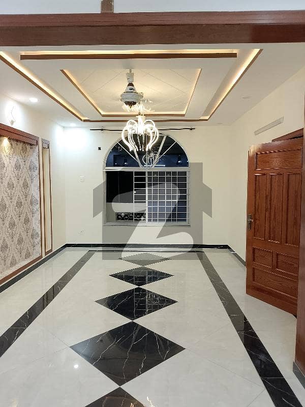 A Beautiful 7 Marla Full House Available For Rent A Beautiful 7 Marla Full House Available For Rent