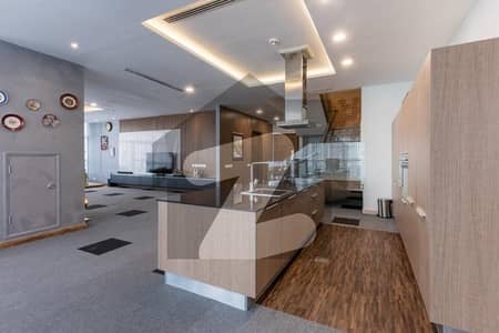 Pent Square Big Luxurious Apartment 4 Beds Just One Option In Lahore Ideal Location