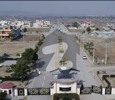 پی
