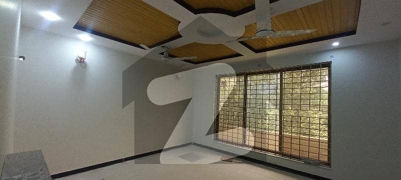 ایف ۔ 10 اسلام آباد میں 3 کمروں کا 1 کنال بالائی پورشن 2.5 لاکھ میں کرایہ پر دستیاب ہے۔ ایف ۔ 10 اسلام آباد میں 3 کمروں کا 1 کنال بالائی پورشن 2.5 لاکھ میں کرایہ پر دستیاب ہے۔