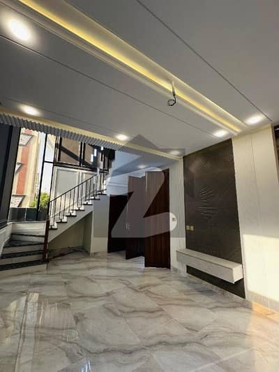 Gorgeous 5 Marla House For rent Available In Royal Orchard