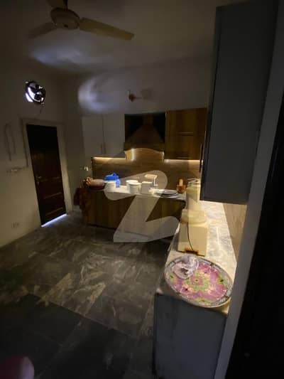 1 kanal House For sale in phase 4 N4
