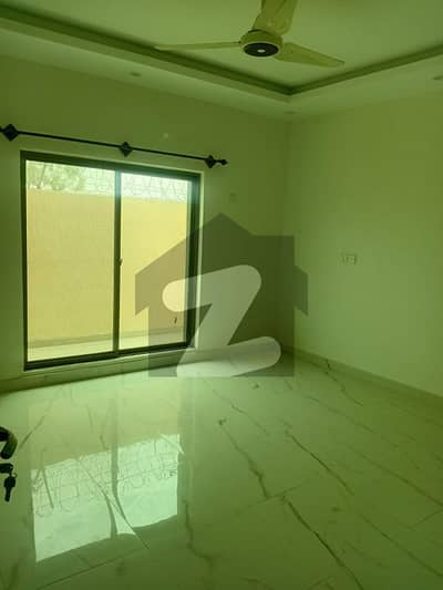 عسکری 6 ملیر کنٹونمنٹ,کینٹ,کراچی میں 4 کمروں کا 11 مرلہ مکان 5.77 کروڑ میں برائے فروخت۔