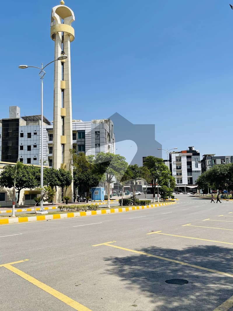 ایف ۔ 17 اسلام آباد میں 10 مرلہ رہائشی پلاٹ 90.0 لاکھ میں برائے فروخت۔