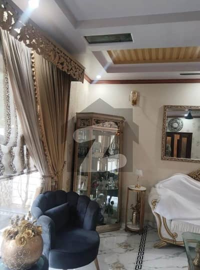 10 Marla Facing Park Renovated House For Sale In Sector A Askari 10