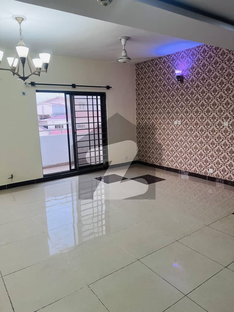 عسکری 14 راولپنڈی میں 3 کمروں کا 10 مرلہ فلیٹ 90.0 ہزار میں کرایہ پر دستیاب ہے۔ عسکری 14 راولپنڈی میں 3 کمروں کا 10 مرلہ فلیٹ 90.0 ہزار میں کرایہ پر دستیاب ہے۔