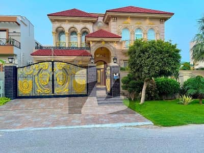 20 Marla House In Lahore Is Available For Sale