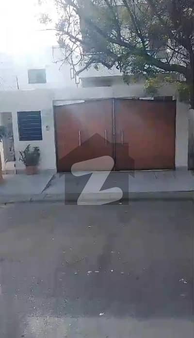 ڈی