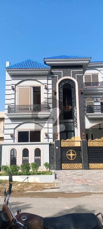 Faisal town for sale house