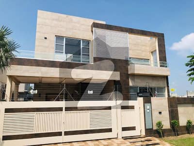 01 Kanal Brand New Luxurious Bungalow Available Rent At Very Hot Location