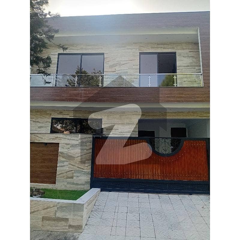 Beautiful New House For Sale in G-11 Beautiful New House For Sale in G-11