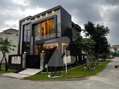 6 Marla Elegant And Fully Maintained, Corner And Beautifully Furnished Super Hot Located Bungalow Is Available In The Best Block Of DHA 9 Town Lahore.