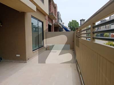 10 MARLA HOUSE FOR SALE