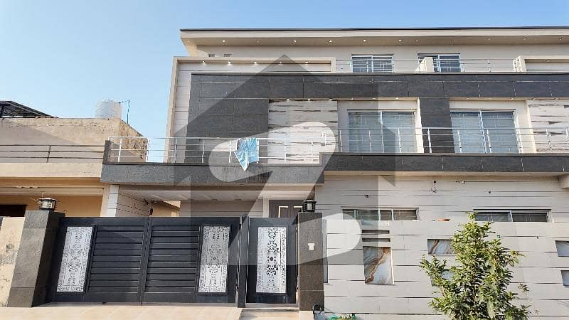 Centrally Located Prime Location House Available In Central Park - Block A For Sale Centrally Located Prime Location House Available In Central Park - Block A For Sale