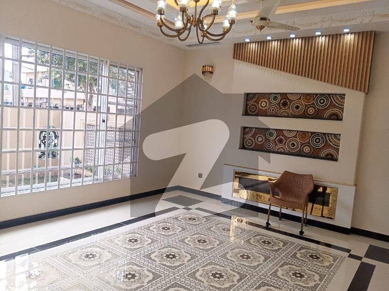 10 Marla House For Rent Phase 4