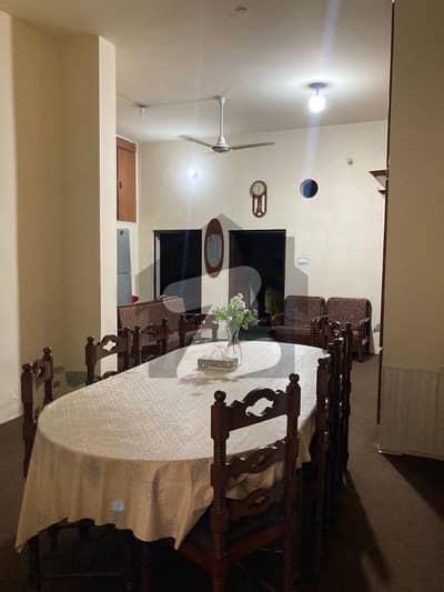 6 Marla Triple-Story House for Sale 5 Bedrooms, 2 Kitchens, Garage, Ideal for families