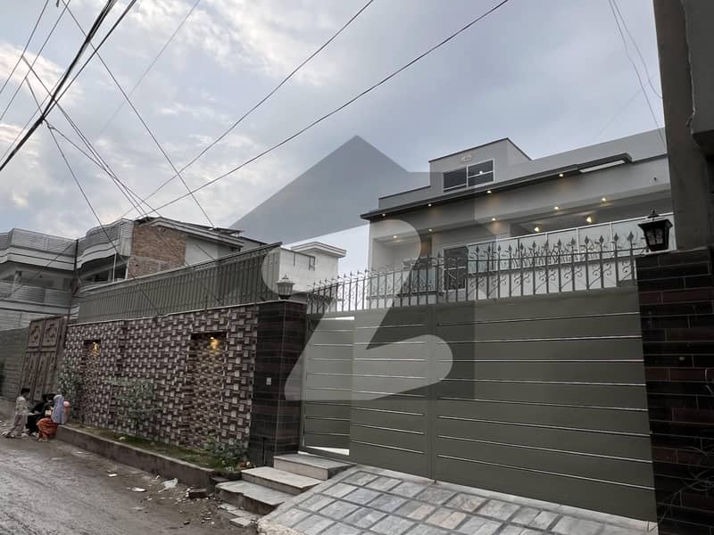 14 Marla Basement House For Sale . 14 Marla Basement House For Sale .