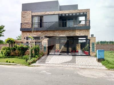 20 Marla Plot Hot Location Near To Park & Mosque Adjust To Bahria Town In New Lahore City Phase3