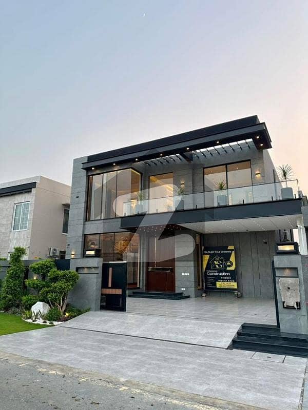 ڈی ایچ اے فیز 7 ڈیفنس (ڈی ایچ اے),لاہور میں 5 کمروں کا 10 مرلہ مکان 4.35 کروڑ میں برائے فروخت۔