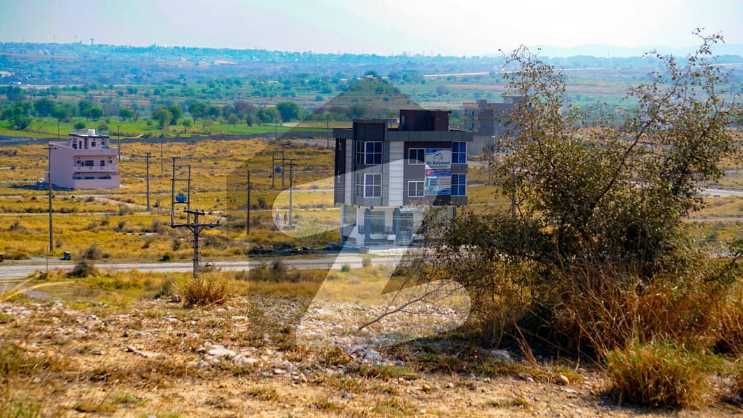 10 Marla Residential Plot Available For Sale