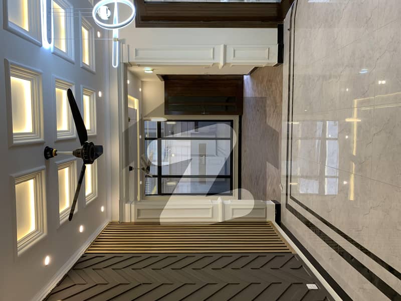 7.25 Marla Beautiful House For Sale in Banigala 7.25 Marla Beautiful House For Sale in Banigala