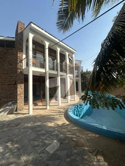 اولڈ کلفٹن کراچی میں 10 کمروں کا 3 کنال مکان 25.0 لاکھ میں کرایہ پر دستیاب ہے۔