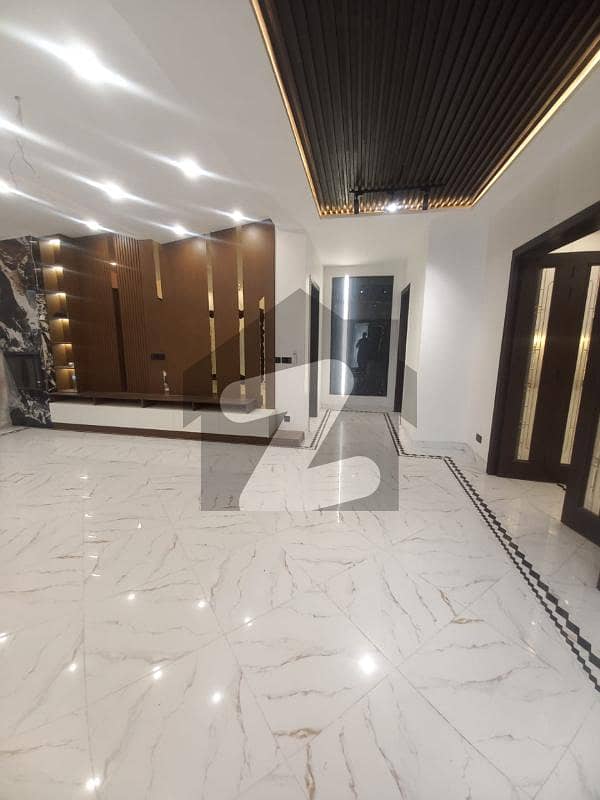 Good Location 1 Kanal House For Rent Good Location 1 Kanal House For Rent