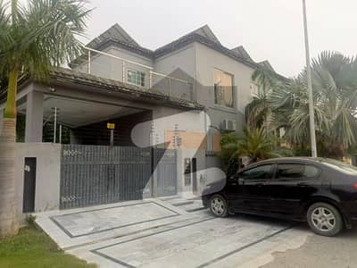 Stunning 10 Marla Contemporary House with 4 Bedrooms in DHA Phase 6