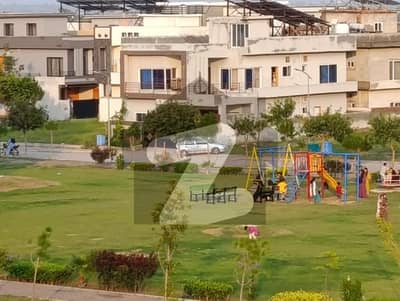 ٹاپ سٹی 1 اسلام آباد میں 7 کمروں کا 10 مرلہ مکان 4.5 کروڑ میں برائے فروخت۔
