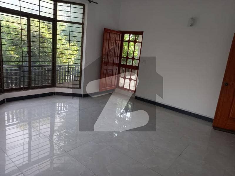 MANOR UPPER PORTION AVAILABLE FOR RENT, F-7/1, ISLAMABAD MANOR UPPER PORTION AVAILABLE FOR RENT, F-7/1, ISLAMABAD