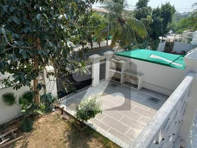 BUNGALOW FOR RENT ONLY CHINESE