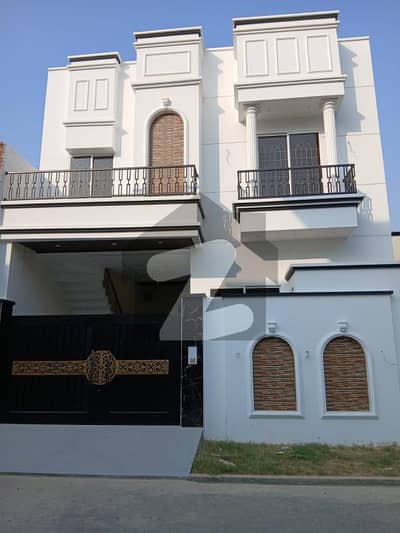 5 Marla House is Available For Sale in Jeewan City Phase-6 Sahiwal