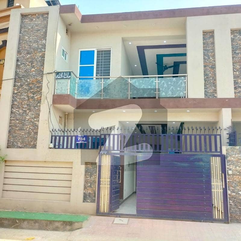 Three Bed For Rent