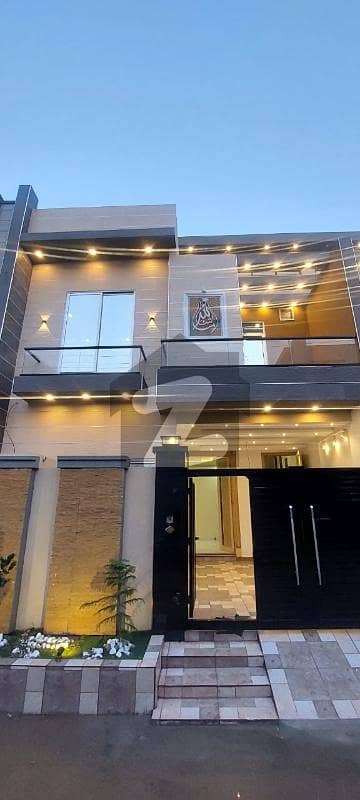 5 MARLA FUL HOUSE HOT LOCATION LIKE NEW 5 MARLA FUL HOUSE HOT LOCATION LIKE NEW