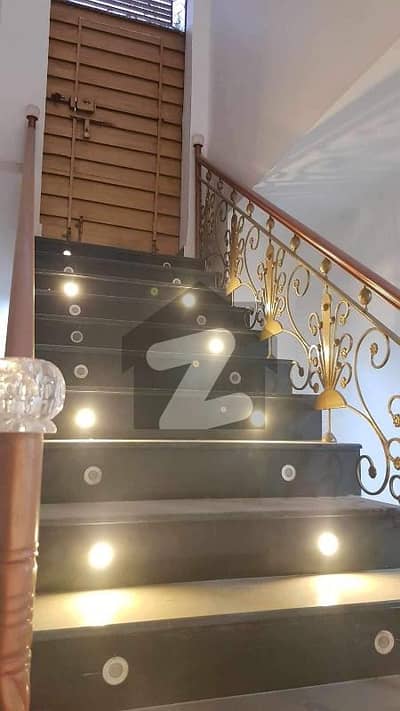 زمزمہ کراچی میں 2 کمروں کا 1 کنال زیریں پورشن 2.0 لاکھ میں کرایہ پر دستیاب ہے۔