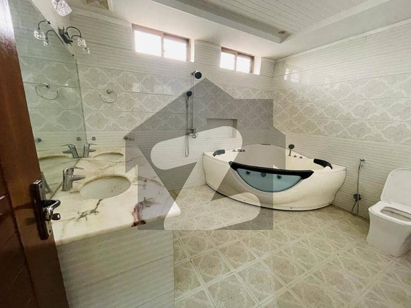 G-8 House Available for Rent 5 Kanal extra Land G-8 House Available for Rent 5 Kanal extra Land