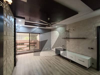 1 KANAL SLIGHTLY USED HOUSE FOR SALE IN GULBAHAR BLOCK @ 790 LACS