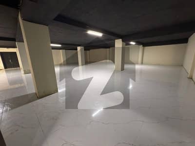 جوہر ٹاؤن لاہور میں 12 مرلہ دفتر 2.1 لاکھ میں کرایہ پر دستیاب ہے۔