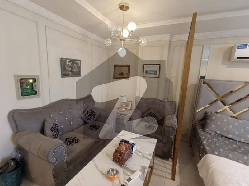 1 BED BRAND NEW LUXURY FULLY FURNISHED APARTMENT FOR RENT IN AA BLOCK BAHRIA TOWN LAHORE