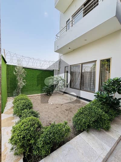 10 Marla Used House Available on Investor Price